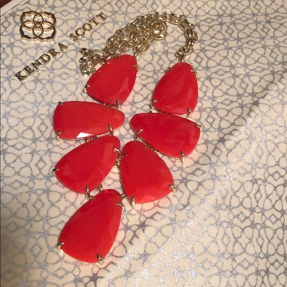 RARE HTF Red Harlow 🦄 - Picture 2 of 4